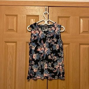 Sleeveless floral shirt